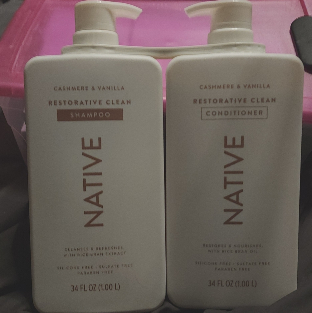 Native Cashmere & Vanilla Restorative Clean Shampoo & Conditioner SET - Picture 7 of 7